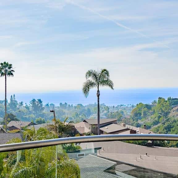 Oriole Diamond: Bird's-Eye Ocean View! - Image 1
