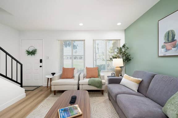Condo on the Green- pool, spa, golf and shopping